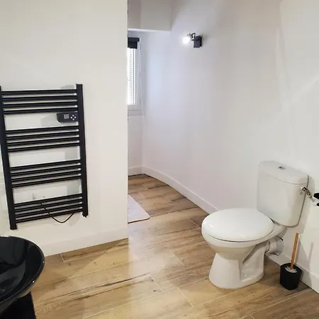 فندق مبيت وإفطار D'hote Straboni - Centre