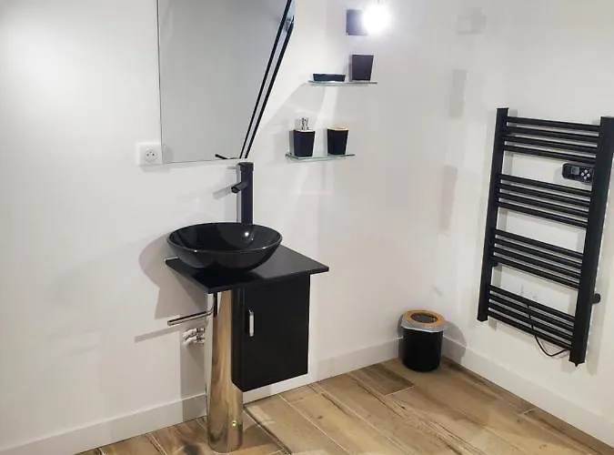 D'hote Straboni * בסטיה